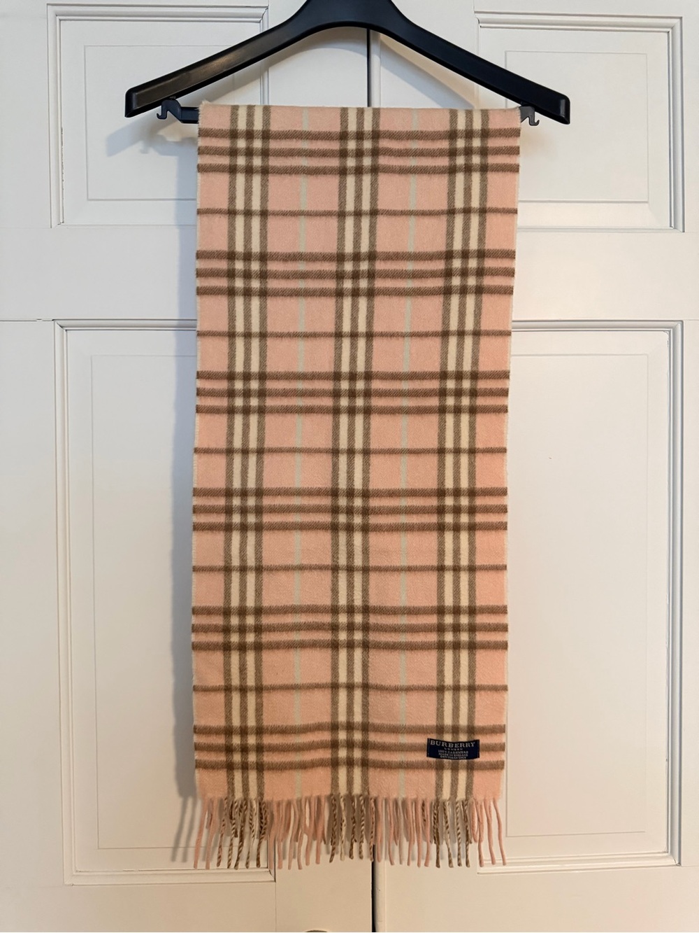 Authentic Burberry 100% cashmere pink plaid scarf with fridge